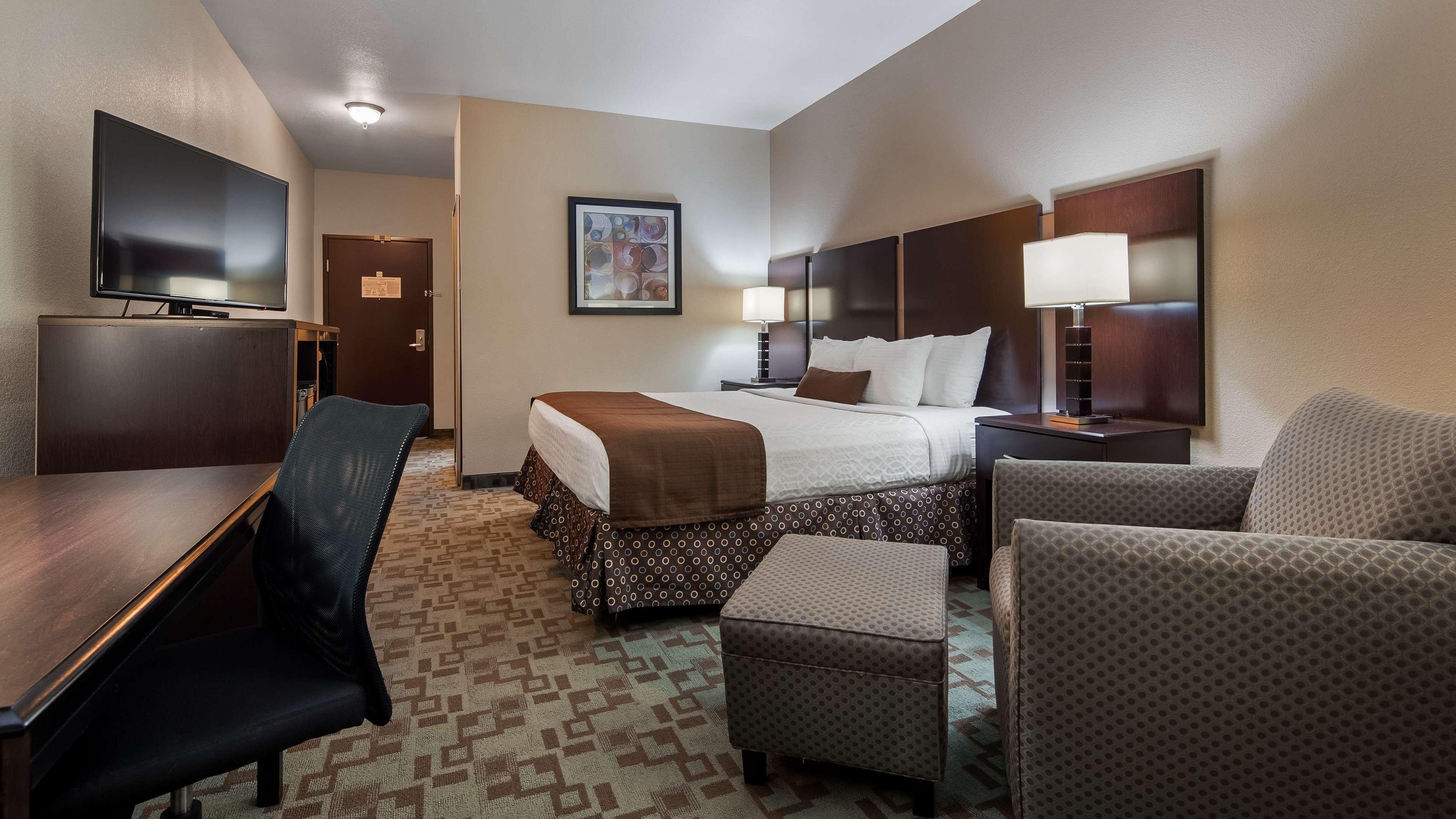 Best Western Plus Eastgate Inn & Suites Wichita Ngoại thất bức ảnh