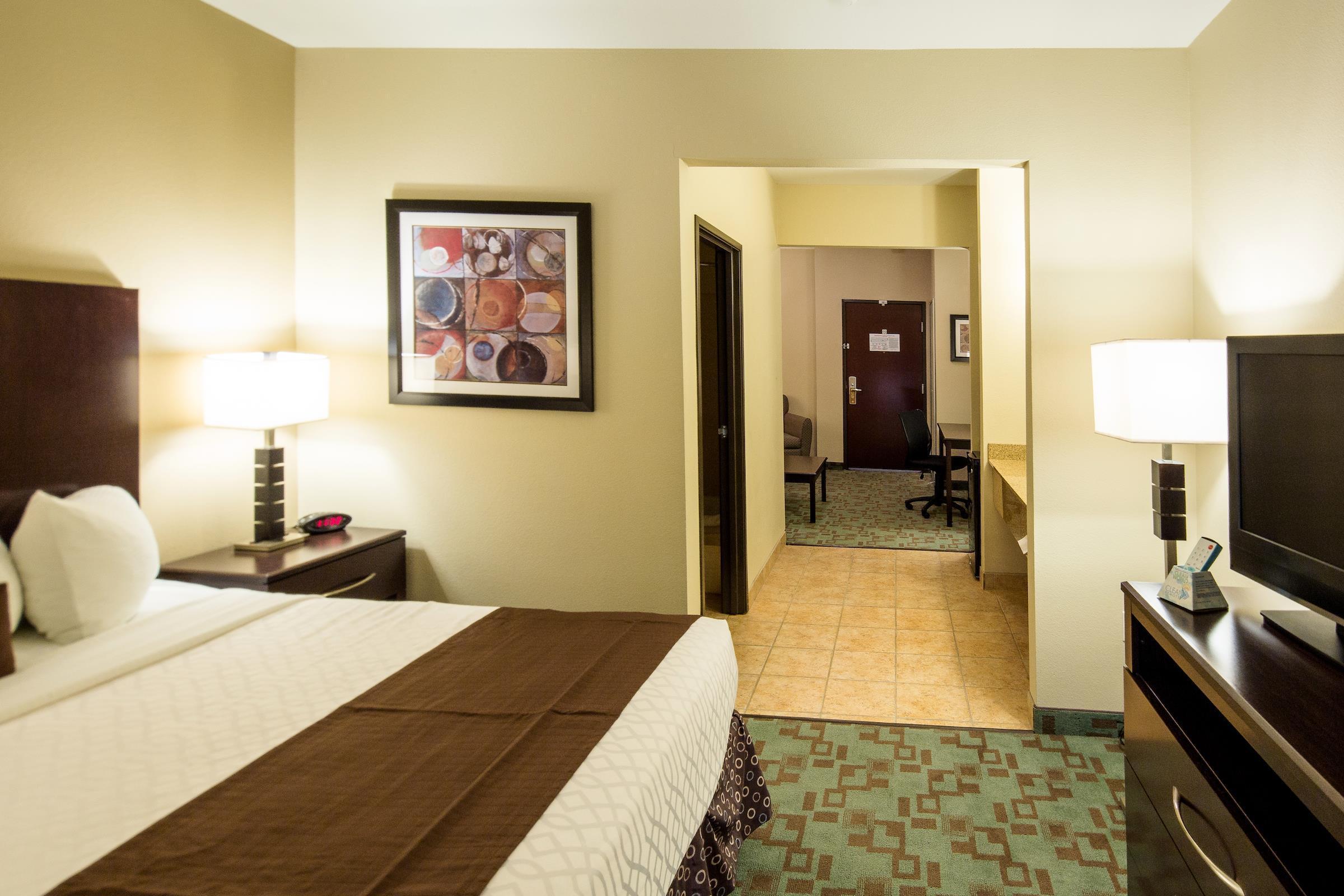 Best Western Plus Eastgate Inn & Suites Wichita Ngoại thất bức ảnh